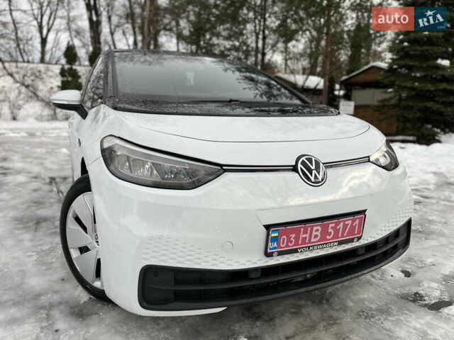 Белый Фольксваген ID.3, объемом двигателя 0 л и пробегом 185 тыс. км за 14950 $, фото 42 на Automoto.ua