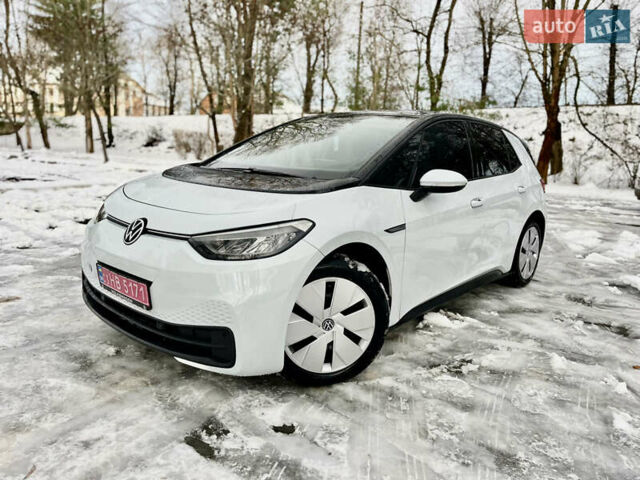 Белый Фольксваген ID.3, объемом двигателя 0 л и пробегом 185 тыс. км за 14950 $, фото 56 на Automoto.ua