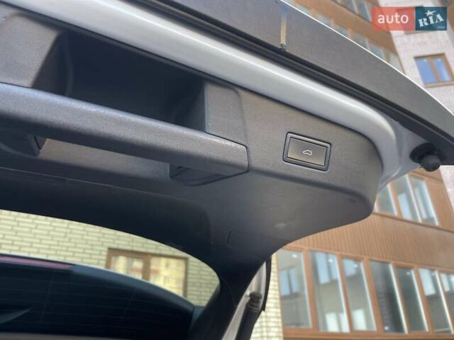 Фольксваген ID.3 2022 у Тернополі на Automoto.ua Білий Фольксваген ID.3, об'ємом двигуна 0 л та пробігом 163 тис. км за 23499 $, фото 15 на Automoto.ua