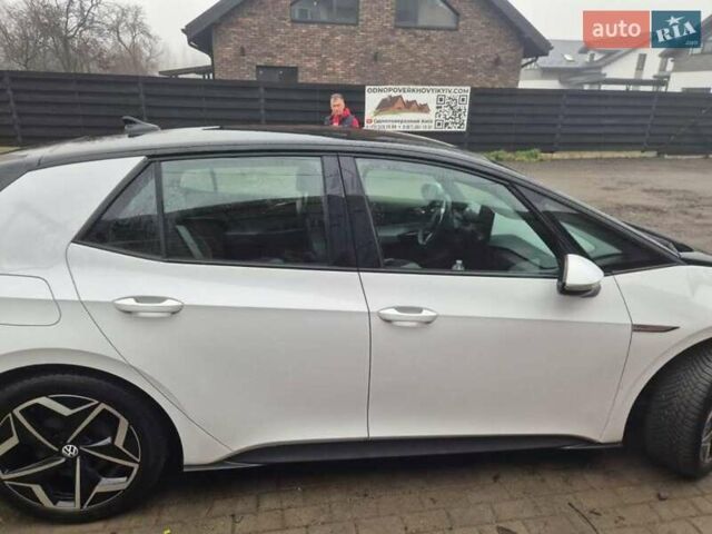 Белый Фольксваген ID.3, объемом двигателя 0 л и пробегом 25 тыс. км за 21499 $, фото 2 на Automoto.ua