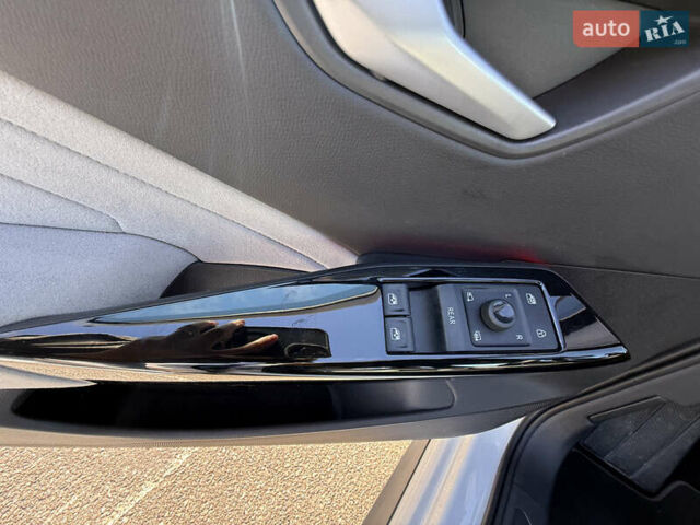 Білий Фольксваген ID.3, об'ємом двигуна 0 л та пробігом 9 тис. км за 23800 $, фото 18 на Automoto.ua