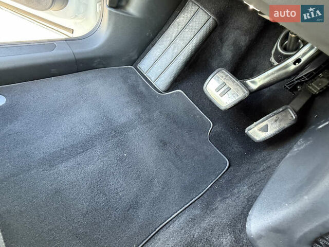 Білий Фольксваген ID.3, об'ємом двигуна 0 л та пробігом 9 тис. км за 23800 $, фото 10 на Automoto.ua