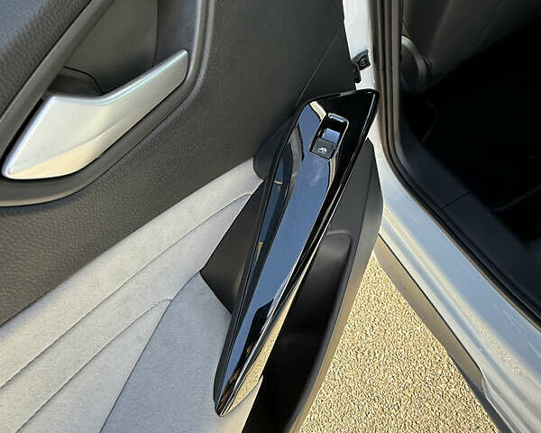 Білий Фольксваген ID.3, об'ємом двигуна 0 л та пробігом 9 тис. км за 23800 $, фото 3 на Automoto.ua