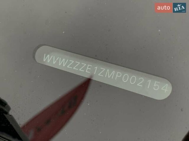 Черный Фольксваген ID.3, объемом двигателя 0 л и пробегом 153 тыс. км за 16655 $, фото 58 на Automoto.ua