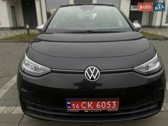 Черный Фольксваген ID.3, объемом двигателя 0 л и пробегом 161 тыс. км за 14950 $, фото 1 на Automoto.ua