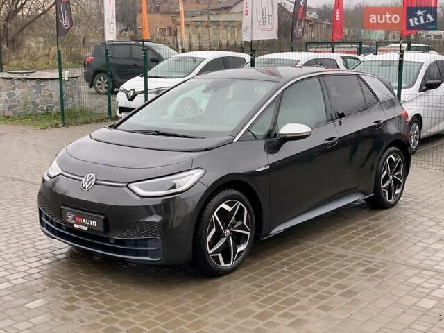 Черный Фольксваген ID.3, объемом двигателя 0 л и пробегом 153 тыс. км за 16655 $, фото 1 на Automoto.ua