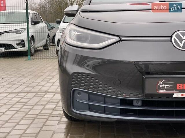 Черный Фольксваген ID.3, объемом двигателя 0 л и пробегом 153 тыс. км за 16655 $, фото 5 на Automoto.ua