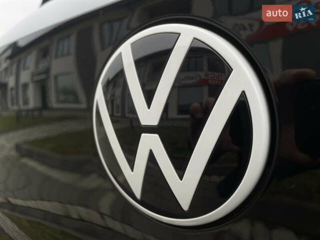 Черный Фольксваген ID.3, объемом двигателя 0 л и пробегом 161 тыс. км за 14950 $, фото 51 на Automoto.ua