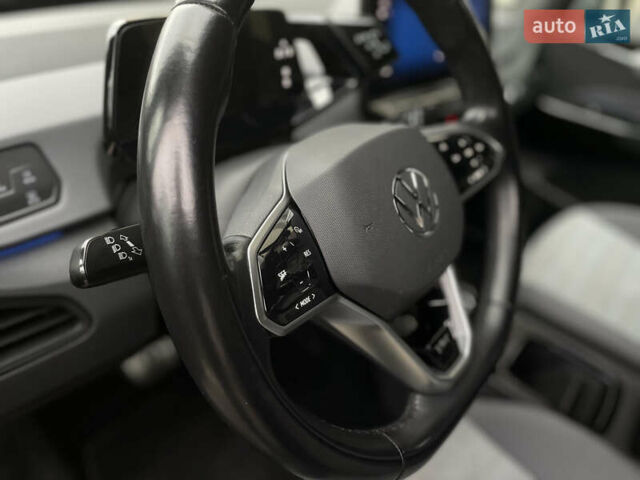 Черный Фольксваген ID.3, объемом двигателя 0 л и пробегом 161 тыс. км за 14950 $, фото 81 на Automoto.ua