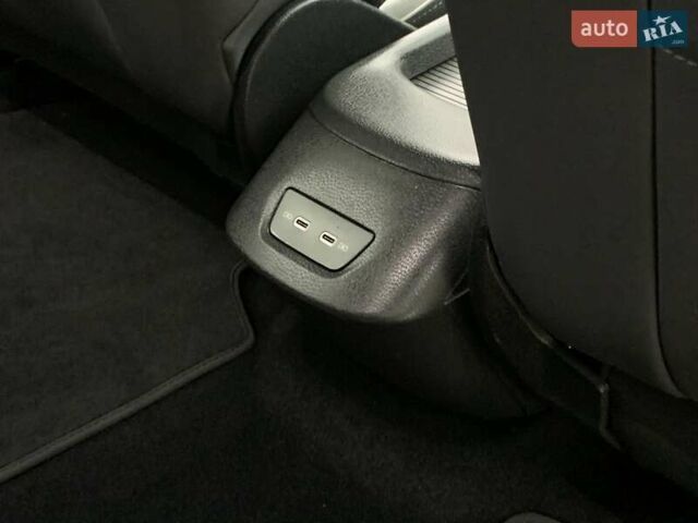 Черный Фольксваген ID.3, объемом двигателя 0 л и пробегом 68 тыс. км за 18650 $, фото 38 на Automoto.ua