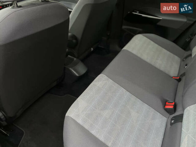 Черный Фольксваген ID.3, объемом двигателя 0 л и пробегом 161 тыс. км за 14950 $, фото 86 на Automoto.ua