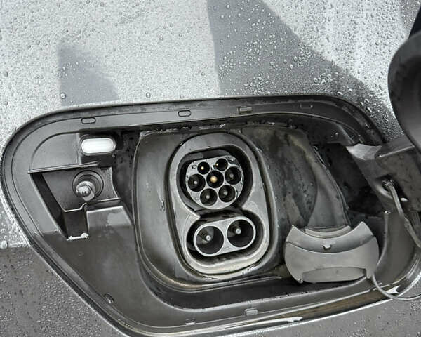 Чорний Фольксваген ID.3, об'ємом двигуна 0 л та пробігом 156 тис. км за 15900 $, фото 17 на Automoto.ua