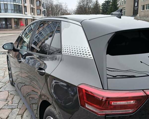 Черный Фольксваген ID.3, объемом двигателя 0 л и пробегом 109 тыс. км за 17450 $, фото 9 на Automoto.ua