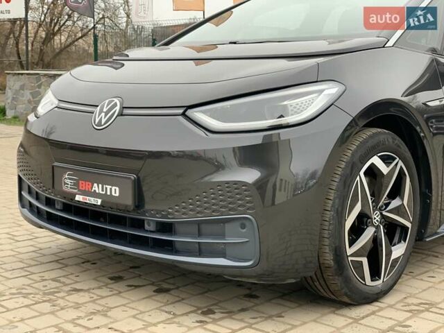 Черный Фольксваген ID.3, объемом двигателя 0 л и пробегом 68 тыс. км за 18650 $, фото 12 на Automoto.ua