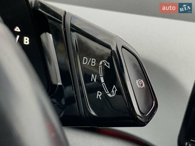 Черный Фольксваген ID.3, объемом двигателя 0 л и пробегом 153 тыс. км за 16655 $, фото 46 на Automoto.ua