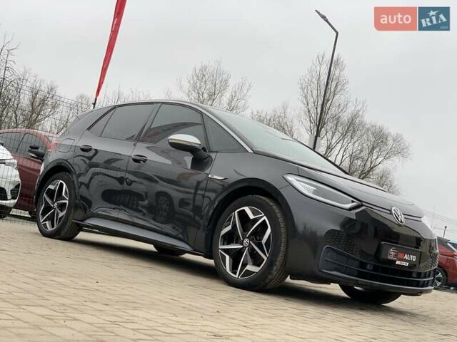 Черный Фольксваген ID.3, объемом двигателя 0 л и пробегом 68 тыс. км за 18650 $, фото 7 на Automoto.ua