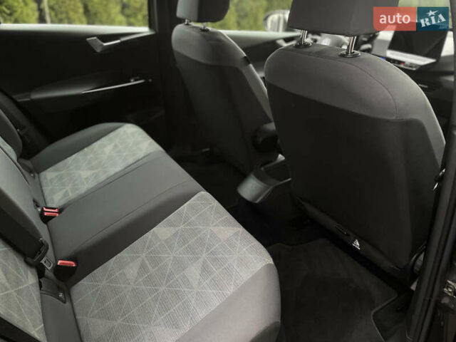 Черный Фольксваген ID.3, объемом двигателя 0 л и пробегом 161 тыс. км за 14950 $, фото 89 на Automoto.ua