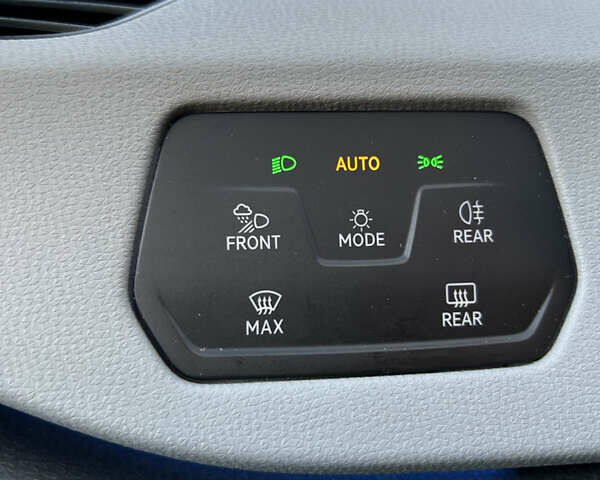 Черный Фольксваген ID.3, объемом двигателя 0 л и пробегом 88 тыс. км за 17360 $, фото 17 на Automoto.ua