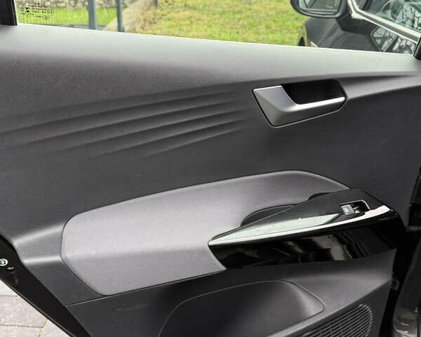 Чорний Фольксваген ID.3, об'ємом двигуна 0 л та пробігом 270 тис. км за 12900 $, фото 15 на Automoto.ua