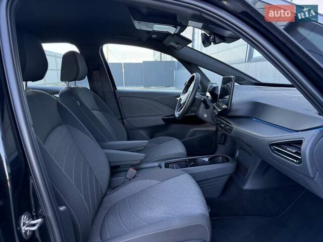 Черный Фольксваген ID.3, объемом двигателя 0 л и пробегом 7 тыс. км за 23799 $, фото 43 на Automoto.ua