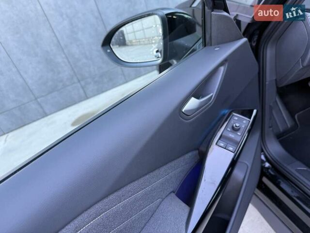 Черный Фольксваген ID.3, объемом двигателя 0 л и пробегом 7 тыс. км за 23023 $, фото 31 на Automoto.ua