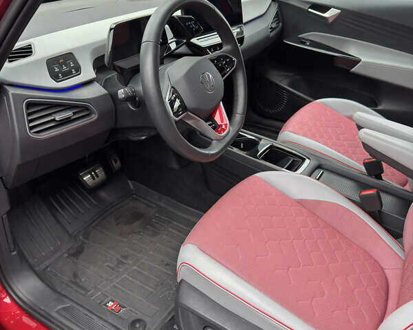 Красный Фольксваген ID.3, объемом двигателя 0 л и пробегом 7 тыс. км за 17600 $, фото 12 на Automoto.ua