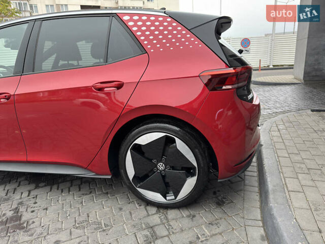 Красный Фольксваген ID.3, объемом двигателя 0 л и пробегом 7 тыс. км за 17600 $, фото 11 на Automoto.ua
