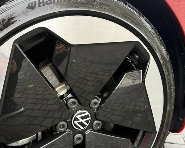 Красный Фольксваген ID.3, объемом двигателя 0 л и пробегом 7 тыс. км за 17600 $, фото 21 на Automoto.ua