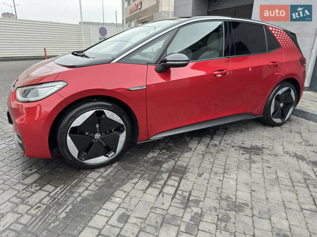 Красный Фольксваген ID.3, объемом двигателя 0 л и пробегом 7 тыс. км за 17600 $, фото 5 на Automoto.ua