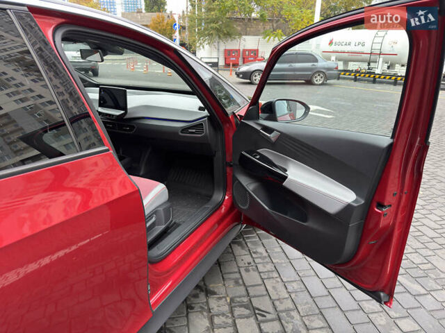 Красный Фольксваген ID.3, объемом двигателя 0 л и пробегом 7 тыс. км за 17600 $, фото 17 на Automoto.ua