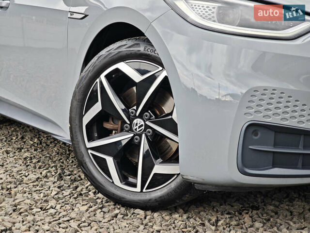 Фольксваген ID.3 2020 в Луцке на Automoto.ua Серый Фольксваген ID.3, объемом двигателя 0 л и пробегом 173 тыс. км за 16699 $, фото 10 на Automoto.ua