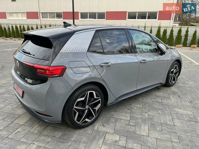 Серый Фольксваген ID.3, объемом двигателя 0 л и пробегом 117 тыс. км за 17300 $, фото 9 на Automoto.ua