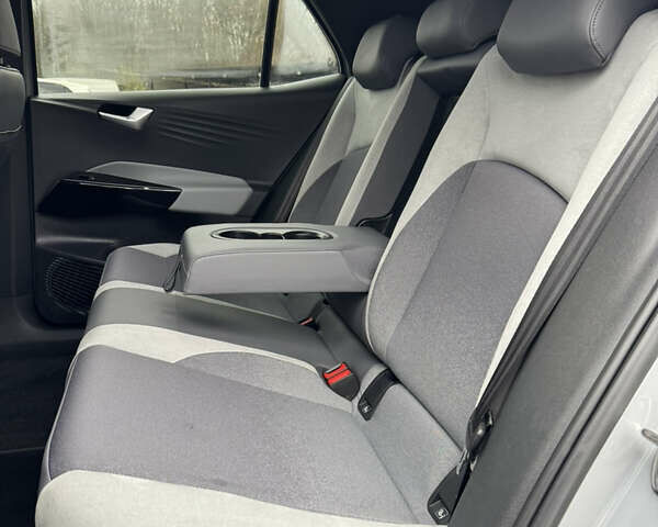 Серый Фольксваген ID.3, объемом двигателя 0 л и пробегом 107 тыс. км за 16999 $, фото 85 на Automoto.ua