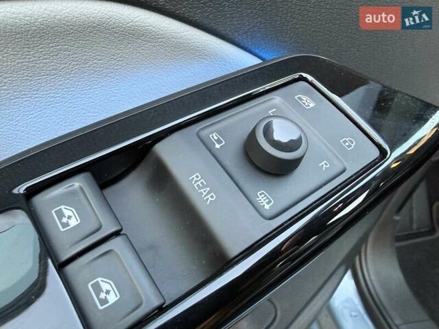 Сірий Фольксваген ID.3, об'ємом двигуна 0 л та пробігом 135 тис. км за 17900 $, фото 70 на Automoto.ua