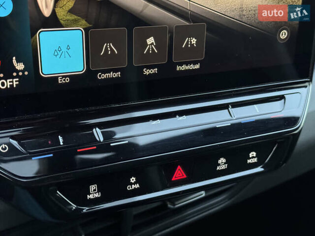 Серый Фольксваген ID.3, объемом двигателя 0 л и пробегом 91 тыс. км за 16999 $, фото 57 на Automoto.ua