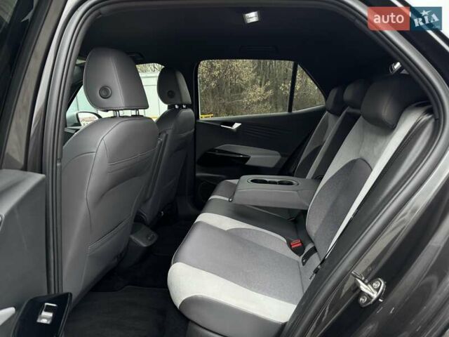 Серый Фольксваген ID.3, объемом двигателя 0 л и пробегом 100 тыс. км за 16999 $, фото 63 на Automoto.ua