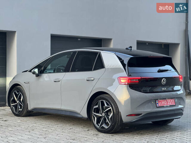 Серый Фольксваген ID.3, объемом двигателя 0 л и пробегом 91 тыс. км за 16999 $, фото 18 на Automoto.ua