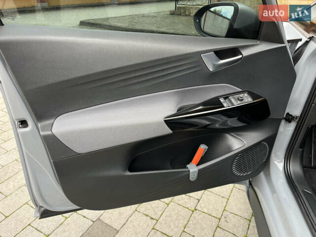 Фольксваген ID.3 2020 в Коломые на Automoto.ua Серый Фольксваген ID.3, объемом двигателя 0 л и пробегом 87 тыс. км за 16450 $, фото 20 на Automoto.ua