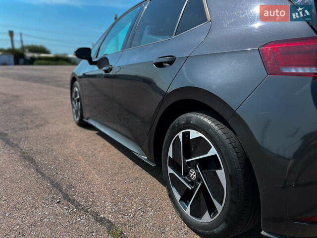 Серый Фольксваген ID.3, объемом двигателя 0 л и пробегом 58 тыс. км за 17800 $, фото 11 на Automoto.ua