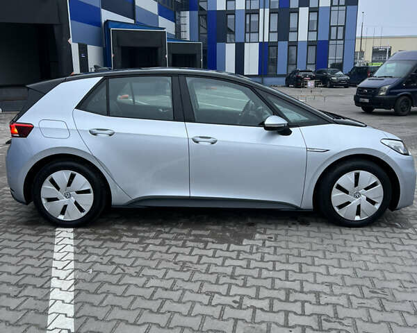 Серый Фольксваген ID.3, объемом двигателя 0 л и пробегом 168 тыс. км за 14450 $, фото 5 на Automoto.ua