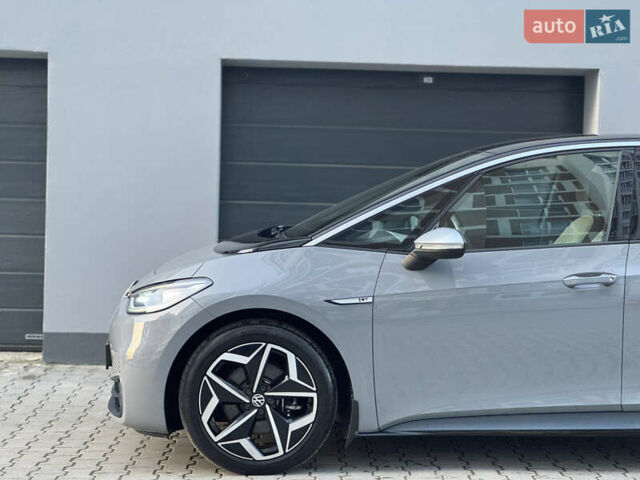 Серый Фольксваген ID.3, объемом двигателя 0 л и пробегом 91 тыс. км за 16999 $, фото 10 на Automoto.ua