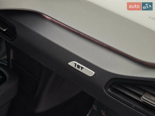 Фольксваген ID.3 2020 в Луцке на Automoto.ua Серый Фольксваген ID.3, объемом двигателя 0 л и пробегом 173 тыс. км за 16699 $, фото 67 на Automoto.ua