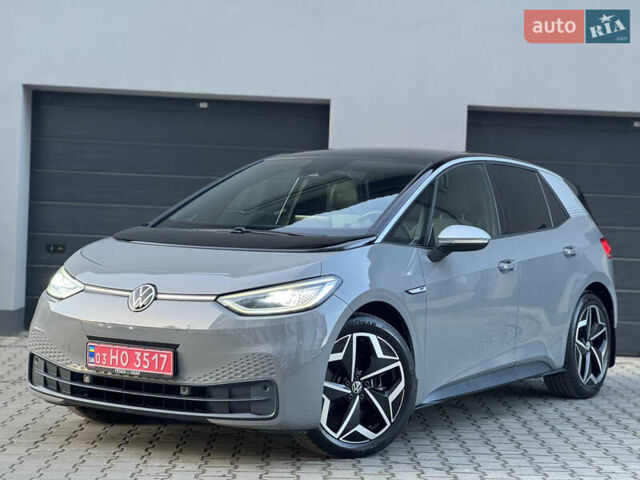 Серый Фольксваген ID.3, объемом двигателя 0 л и пробегом 91 тыс. км за 16999 $, фото 6 на Automoto.ua