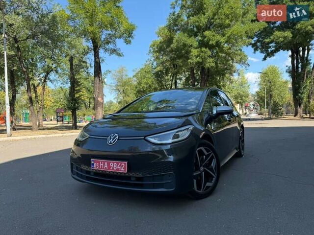 Серый Фольксваген ID.3, объемом двигателя 0 л и пробегом 104 тыс. км за 18500 $, фото 3 на Automoto.ua