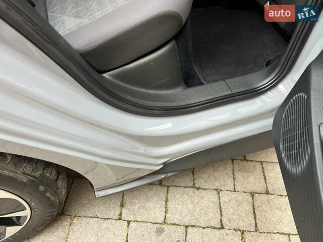 Фольксваген ID.3 2020 в Коломые на Automoto.ua Серый Фольксваген ID.3, объемом двигателя 0 л и пробегом 87 тыс. км за 16450 $, фото 32 на Automoto.ua