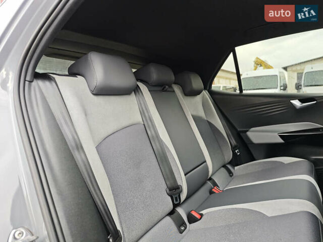 Фольксваген ID.3 2020 в Луцке на Automoto.ua Серый Фольксваген ID.3, объемом двигателя 0 л и пробегом 173 тыс. км за 16699 $, фото 63 на Automoto.ua