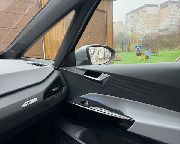 Серый Фольксваген ID.3, объемом двигателя 0 л и пробегом 129 тыс. км за 16400 $, фото 54 на Automoto.ua