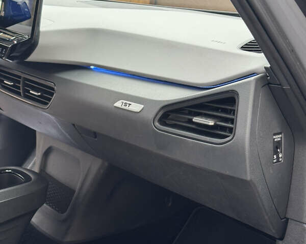 Серый Фольксваген ID.3, объемом двигателя 0 л и пробегом 129 тыс. км за 16400 $, фото 33 на Automoto.ua