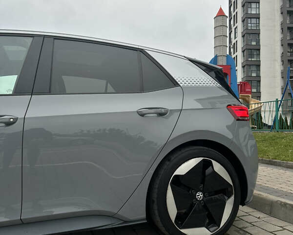 Серый Фольксваген ID.3, объемом двигателя 0 л и пробегом 160 тыс. км за 17200 $, фото 20 на Automoto.ua