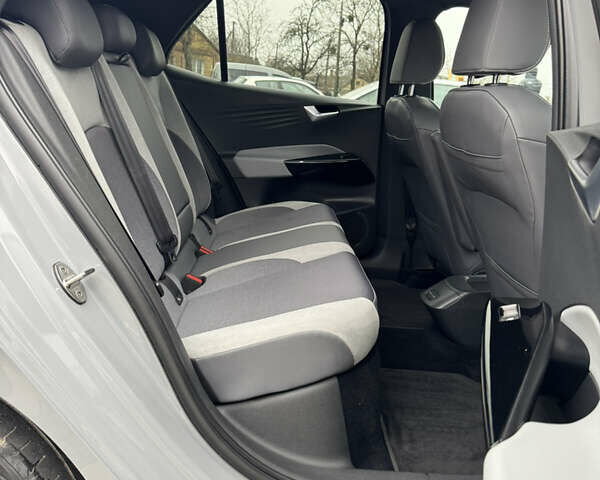 Серый Фольксваген ID.3, объемом двигателя 0 л и пробегом 107 тыс. км за 16999 $, фото 88 на Automoto.ua